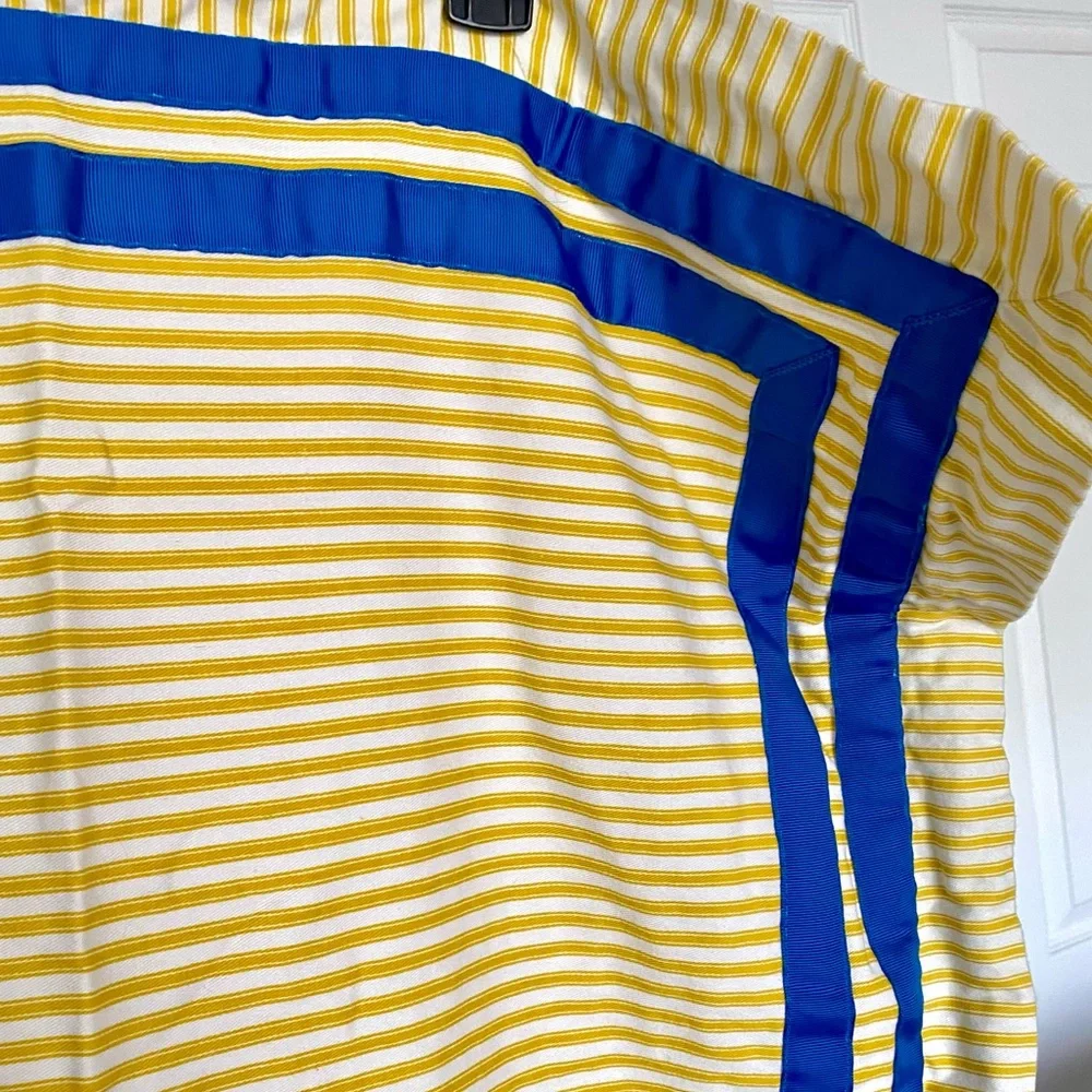 Pillow Cover, All Cotton w/ Zipper. 29x29 in Yellow-White Stripe W/Blue Ribbon